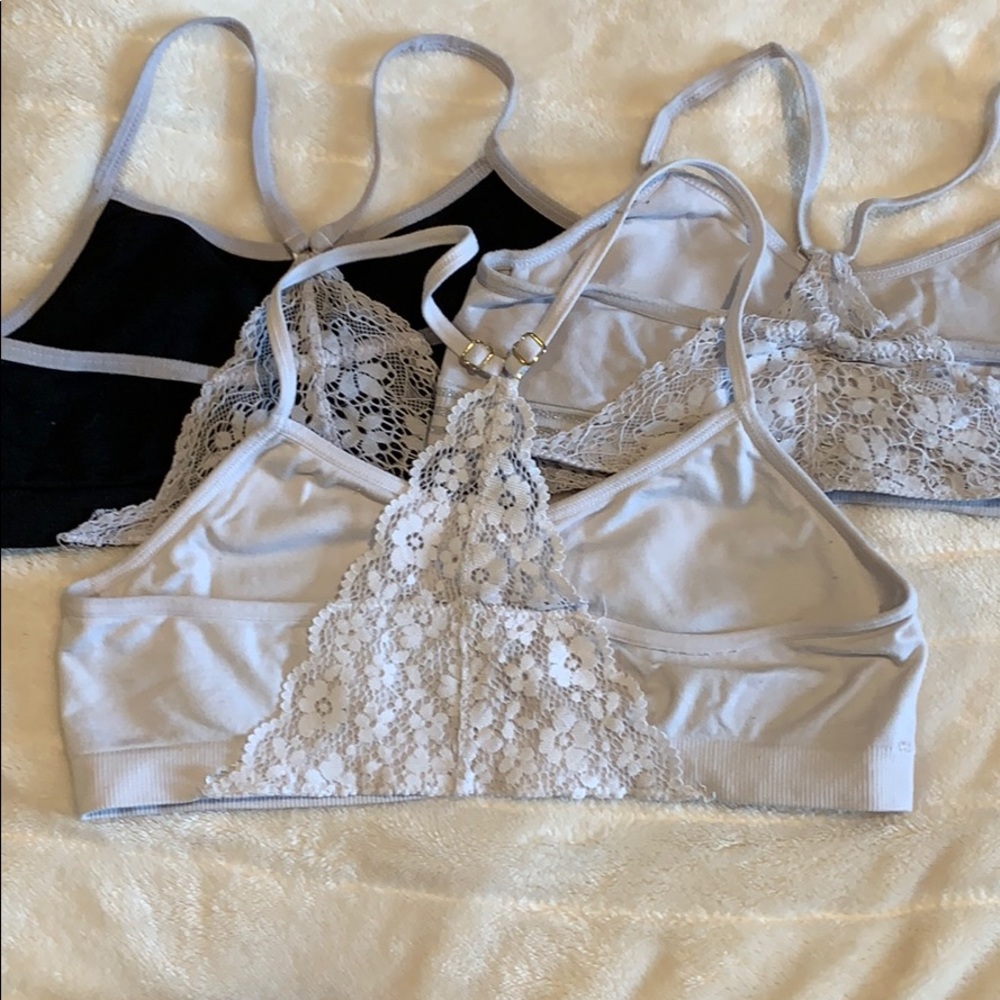 Delias bralettes